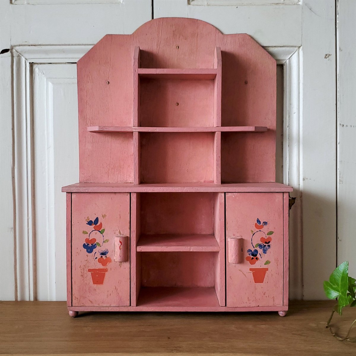 お人形用ピンクのキャビネット | リボンときどきネコ 