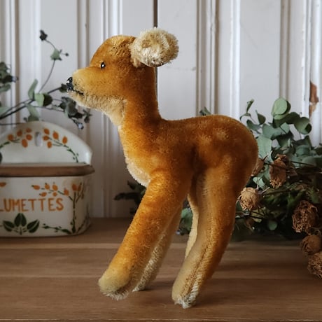 シュタイフ 小鹿のFawn