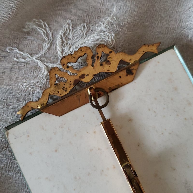 リボンモチーフ厚ガラスのフォトフレーム | リボンときどきネコ