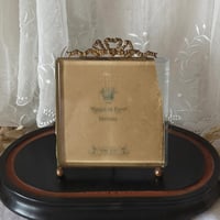 正方形のリボン厚ガラスフォトスタンド