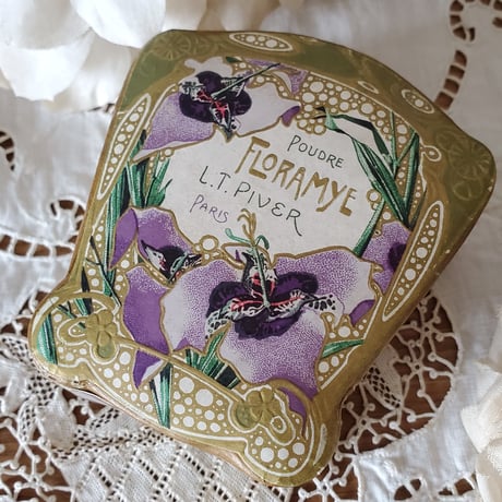 L.T.PIVER “FLORAMYE”パウダーボックス