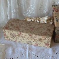 AU BON MARCHEのカルトナージュボックス