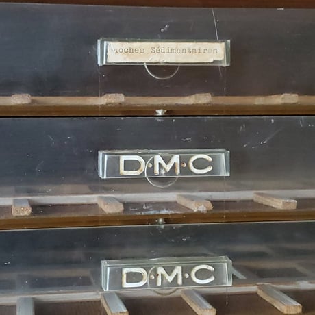 DMC販促用スプールキャビネット