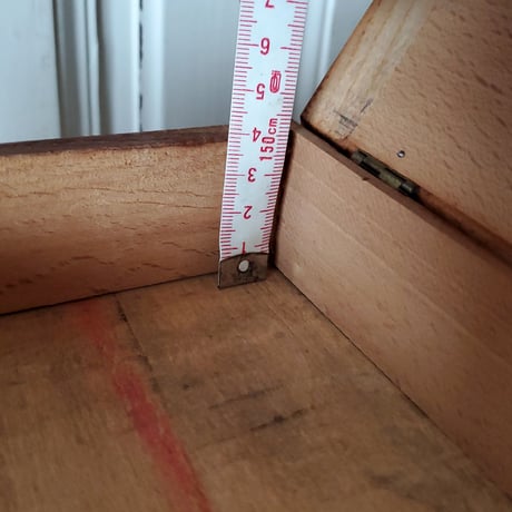 コンパクトな3段ソーイングボックス
