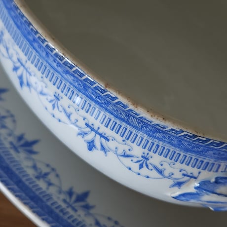 Creil et Montereau　蓋付きソーシエール Gaulois