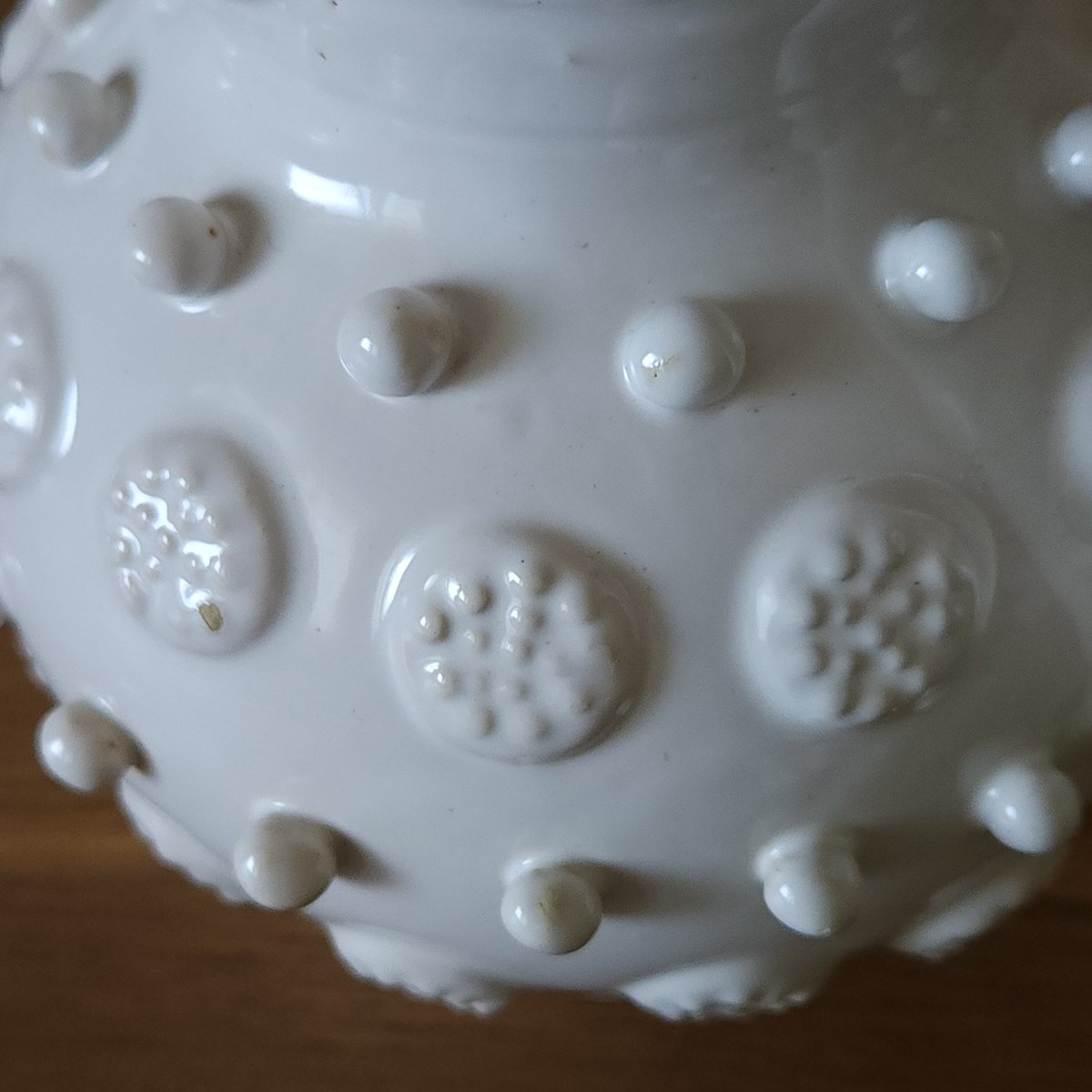 し*ん様 【アンティーク】フランスエミールテシエ鶏フラワーベースA-57