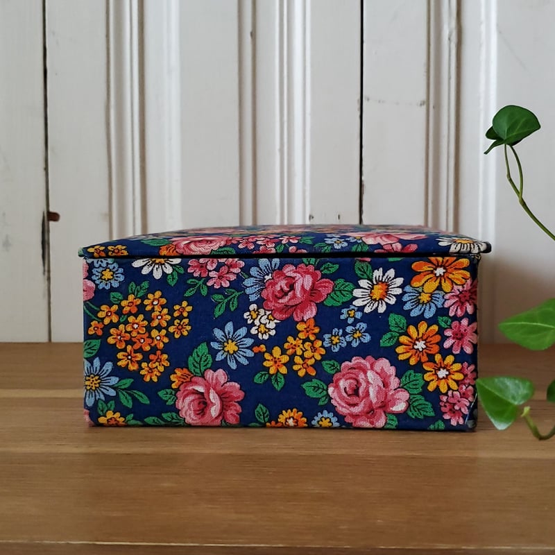 1点モノ☆カルトナージュの花柄ボックス☆ヨーロッパアンティーク箱