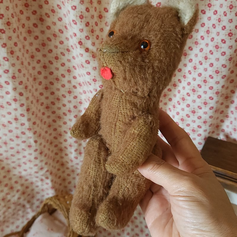 舌をしまい忘れたピーナッツベアちゃん | リボンときどきネコ