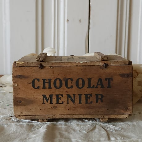 CHOCOLAT MENIER/ショコラムニエの木箱