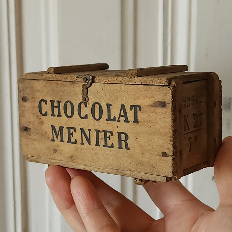 CHOCOLAT MENIER/ショコラムニエの木箱 | リボンときどきネコ