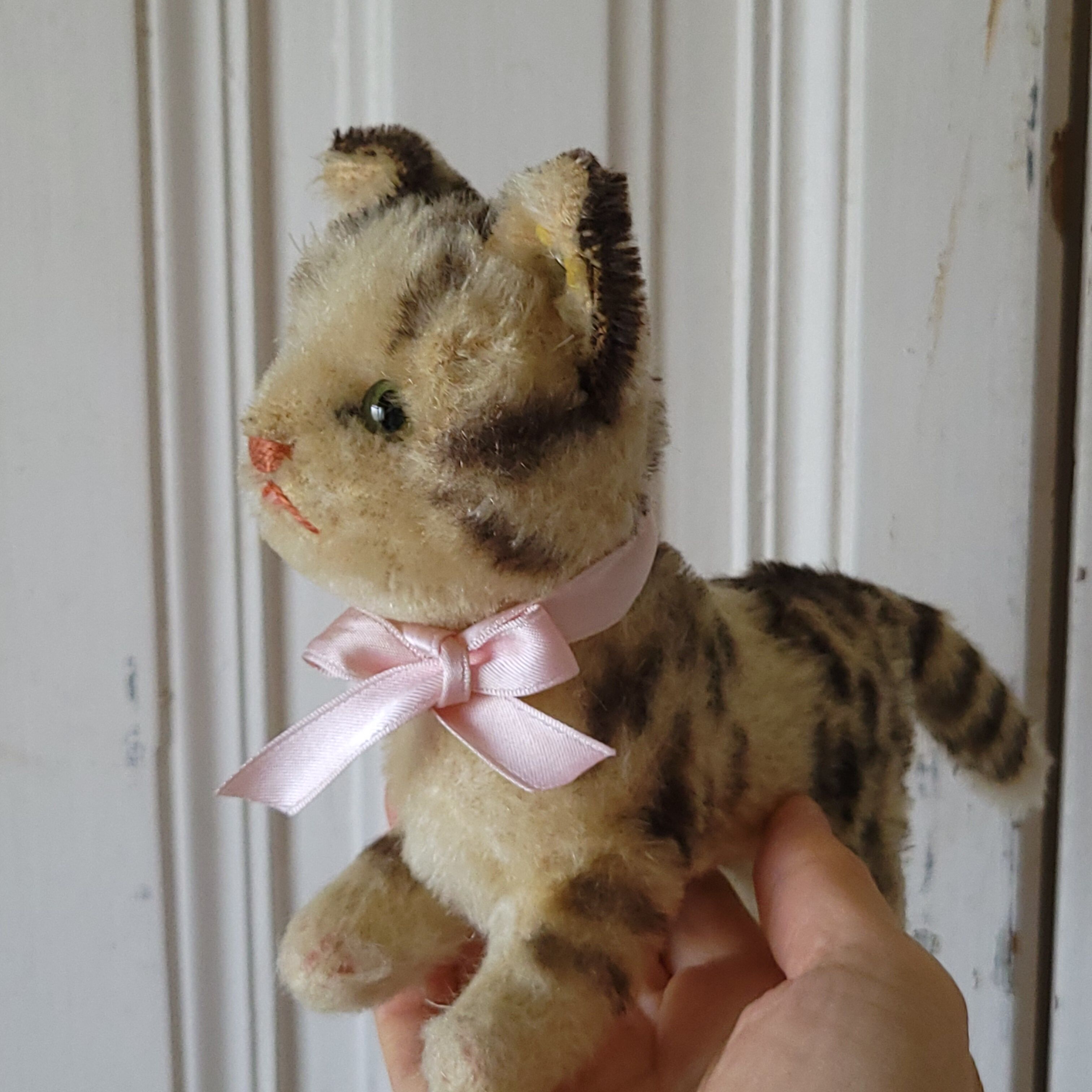 シュタイフ　猫　tabby 極小 シュタイフ ネコのTabby小 | リボンときどきネコ