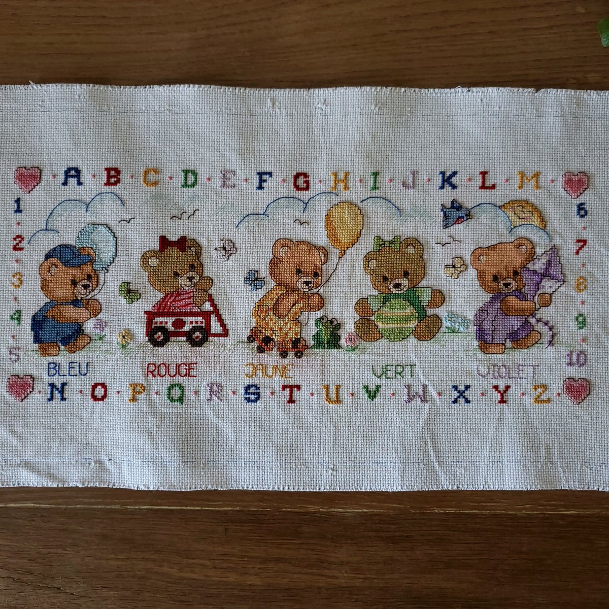 刺繍キットクロスステッチキット　キュートなプリンスと熊王子(16CT、115色、印刷あり)