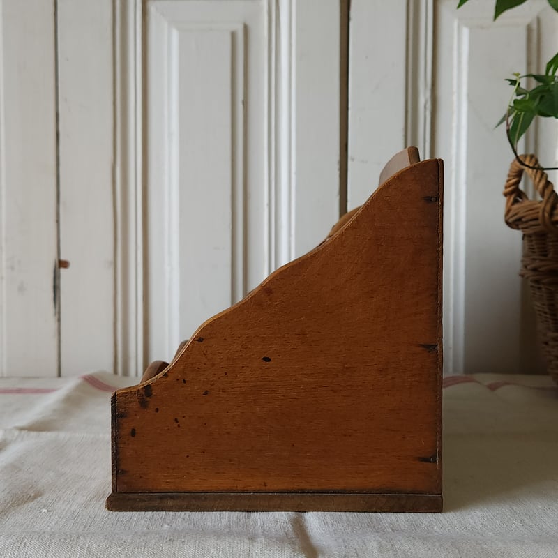 木製レタースタンド | リボンときどきネコ