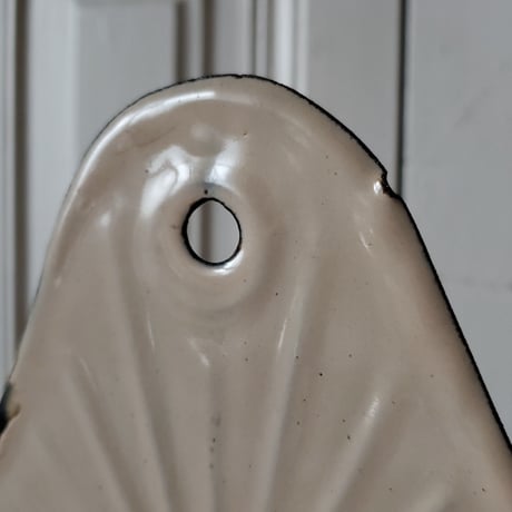 パンジーのホーローSEL缶