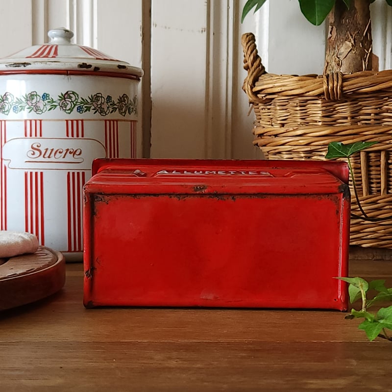 【レア】アンティークアリュメット缶【美品】 エトワール社 赤いアリュメット缶 | リボンときどきネコ