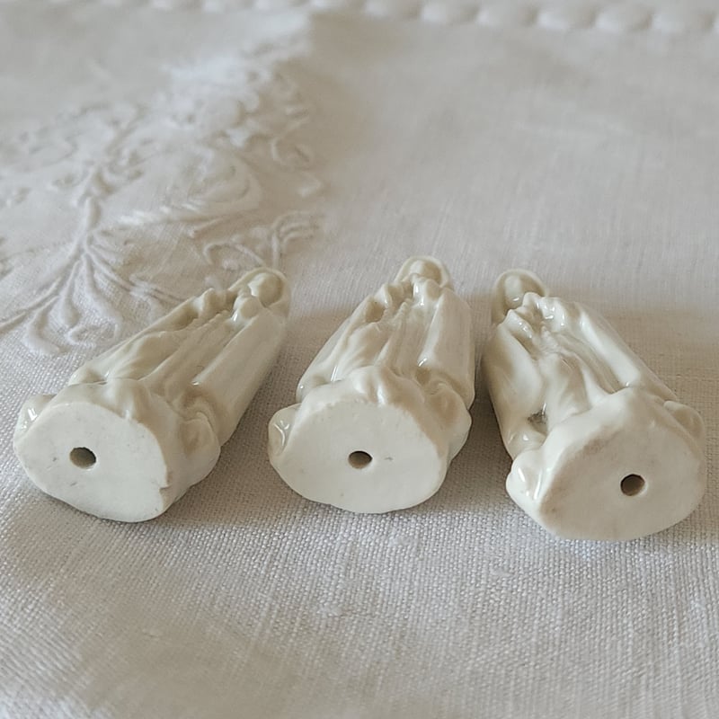 megmi様♡アンティーク加工  ミニマリア像と、クロスのミニオブジェ ホワイト megmi様♡アンティーク加工 ミニマリア像と、クロスのミニ