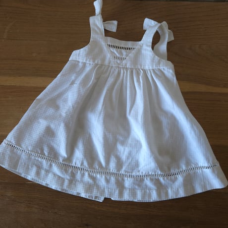 エプロンドレスのフレンチベア