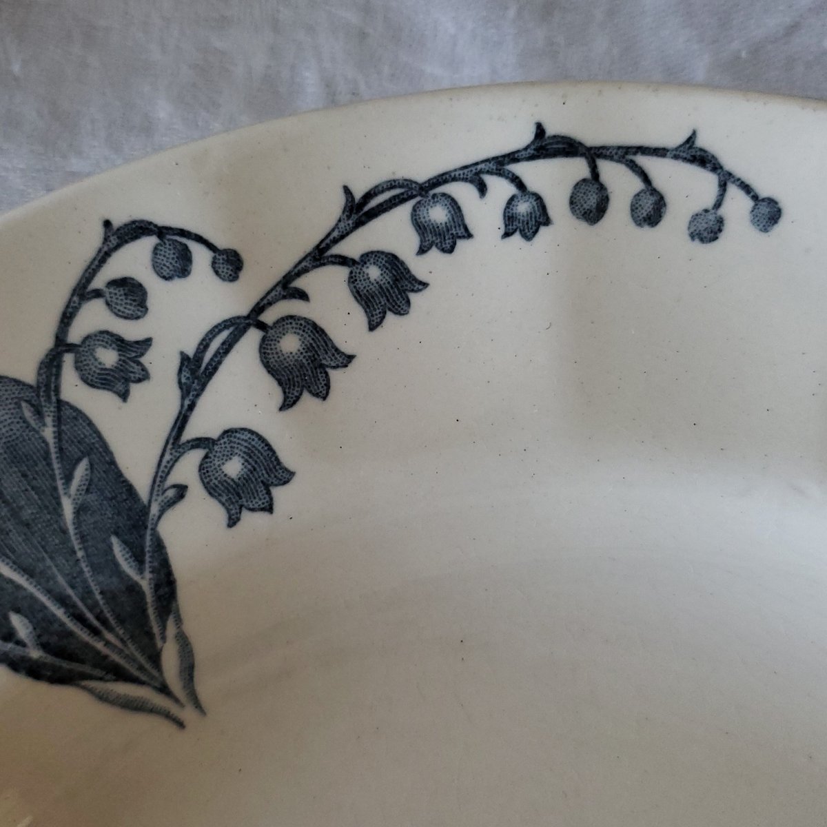 ロンシャンすずらんガーランドのスーププレート#1 | リボン