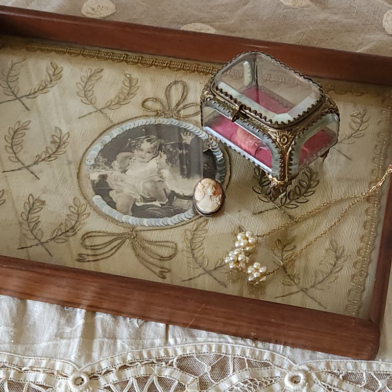 美しい三線 金色の刺繍付き mkb-design-complete.jpg?fitin=