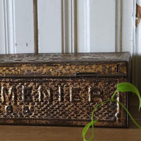 CHOCOLAT MENIER ショコラムニエTin缶