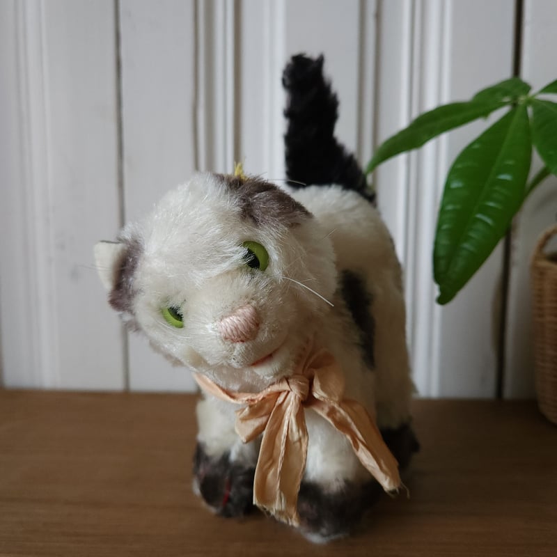 シュタイフ オープンマウスのGUSSY | リボンときどきネコ