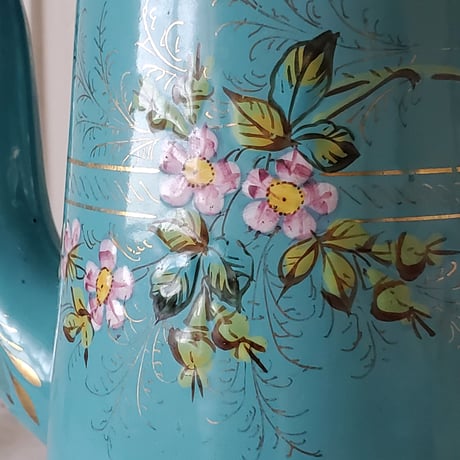 素朴な小花の手描きコーヒービギン