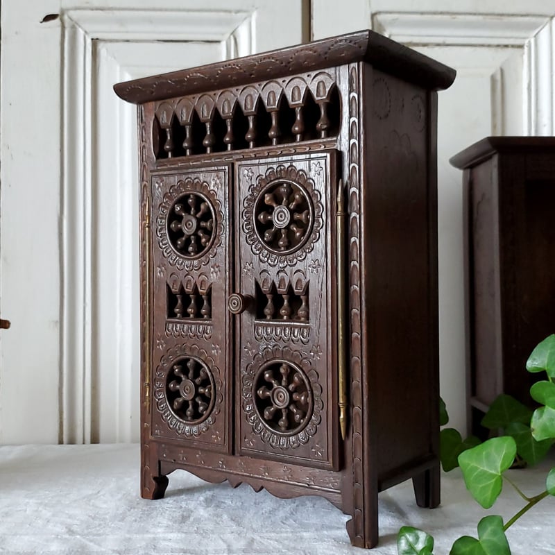 ドール用ブルターニュ家具 キャビネット | リボンときどきネコ