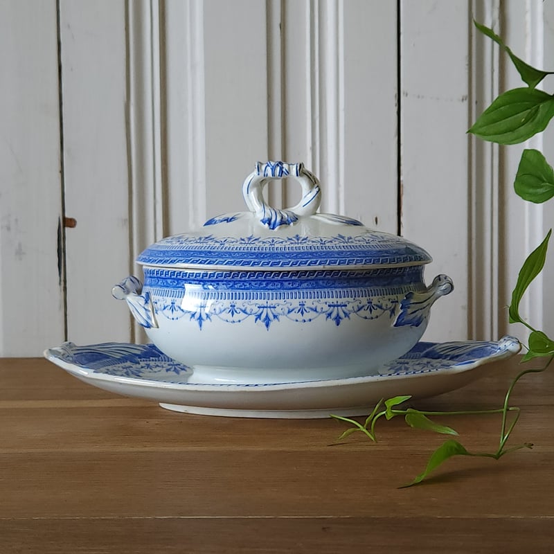 Creil et Montereau 蓋付きソーシエール Gaulois | リボンときどきネコ