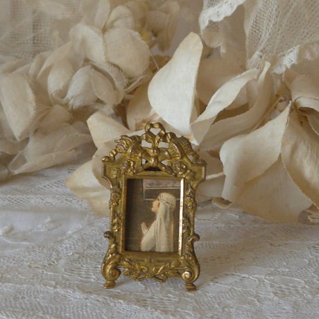天使とローズガーランドレリーフフレームフランスアンティークバラ写真立て