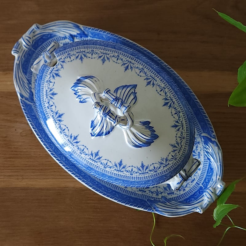 Creil et Montereau 蓋付きソーシエール Gaulois | リボン