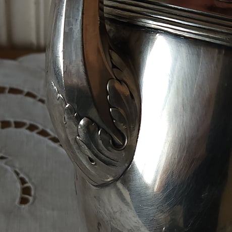 モノグラム入りカフェティエール