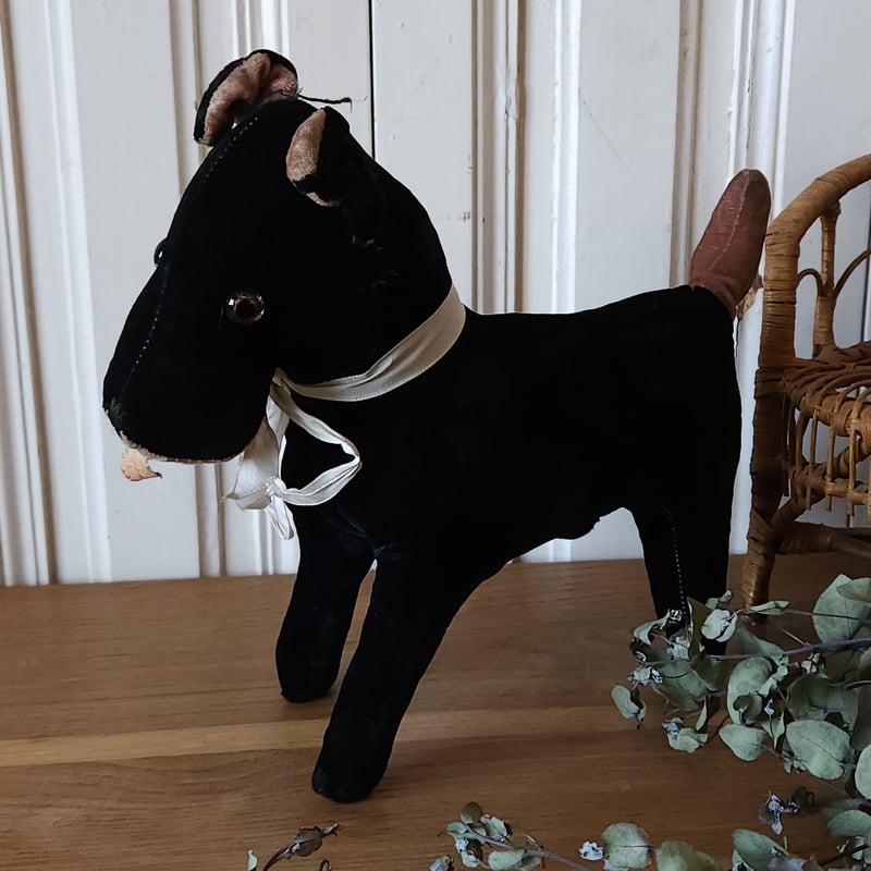 ピンク耳としっぽのワンコ | リボンときどきネコ