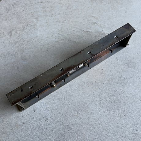 Japanned Leveler