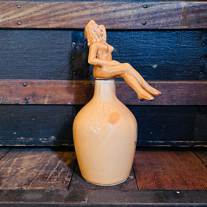 Pinup Girl Decanter | SUGAR DUMPLING Pinup Girl Decanter | SUGAR DUMPLING