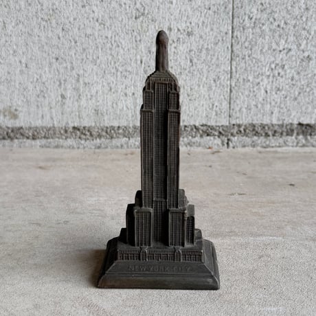 1250ft Empire State Building