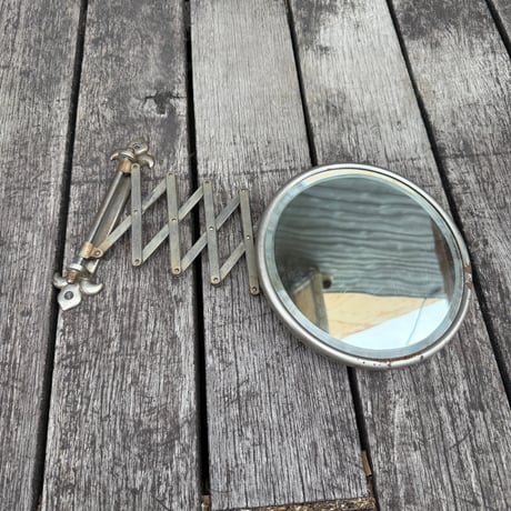 Scissor Arm Mirror