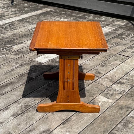 Oak Child Desk