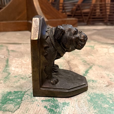 Bulldog Bookend