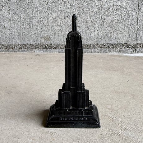 1250ft Empire State Building (B)