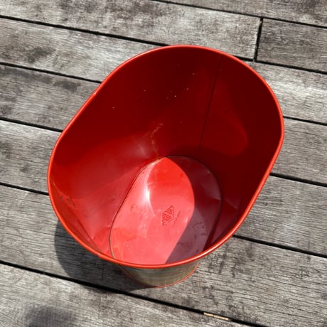 Pennant Trash Can