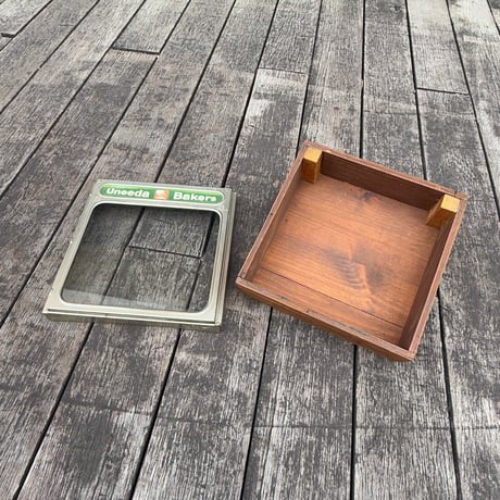 Biscuit Glass Case