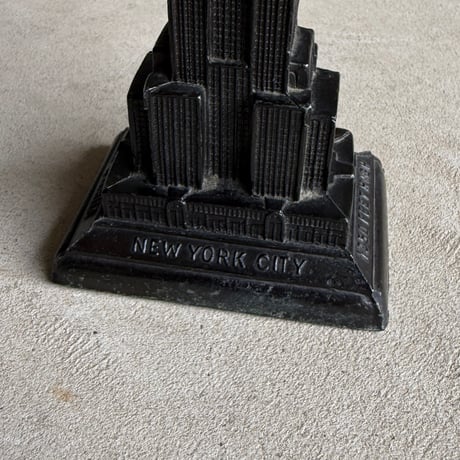 1250ft Empire State Building (B)