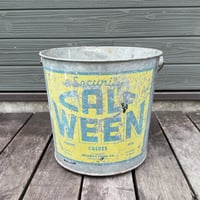 Feed Bucket
