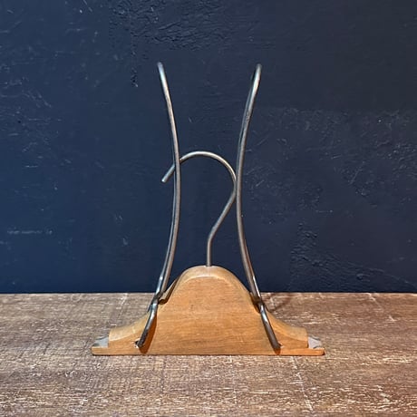 Union Hanger (B)
