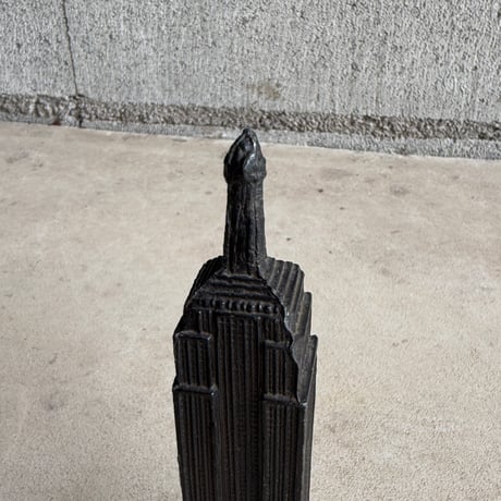 1250ft Empire State Building (B)