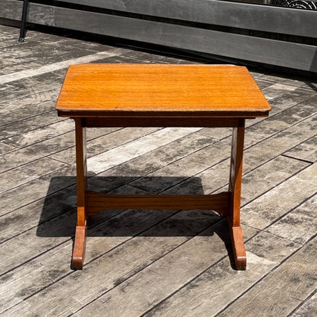 Oak Child Desk