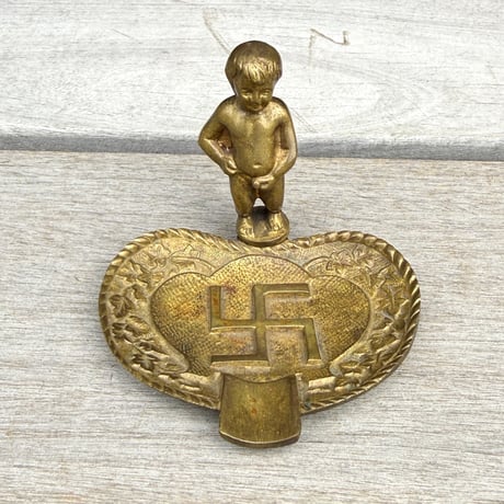 Manneken Pis Ashtray