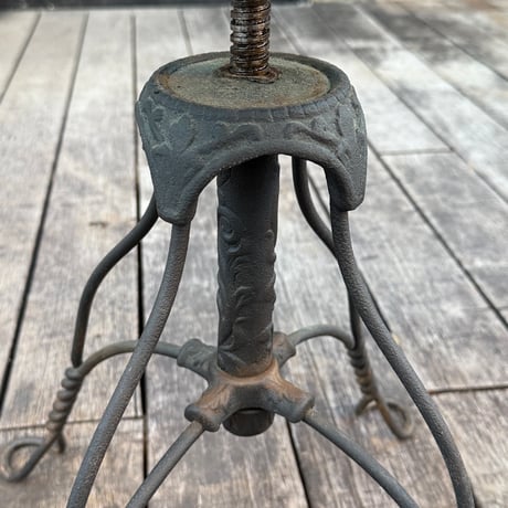 Twist Leg Piano Stool