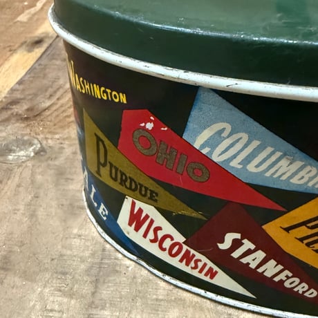 Pennant Lunch Box