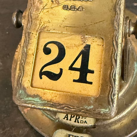 Flip Desk Calendar
